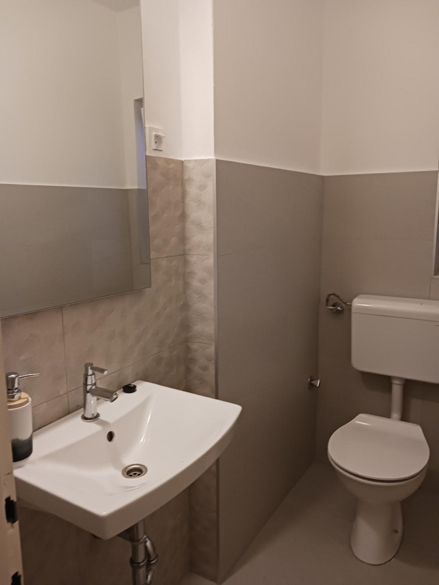 Apartment Viktoria Klenovica Buitenkant foto