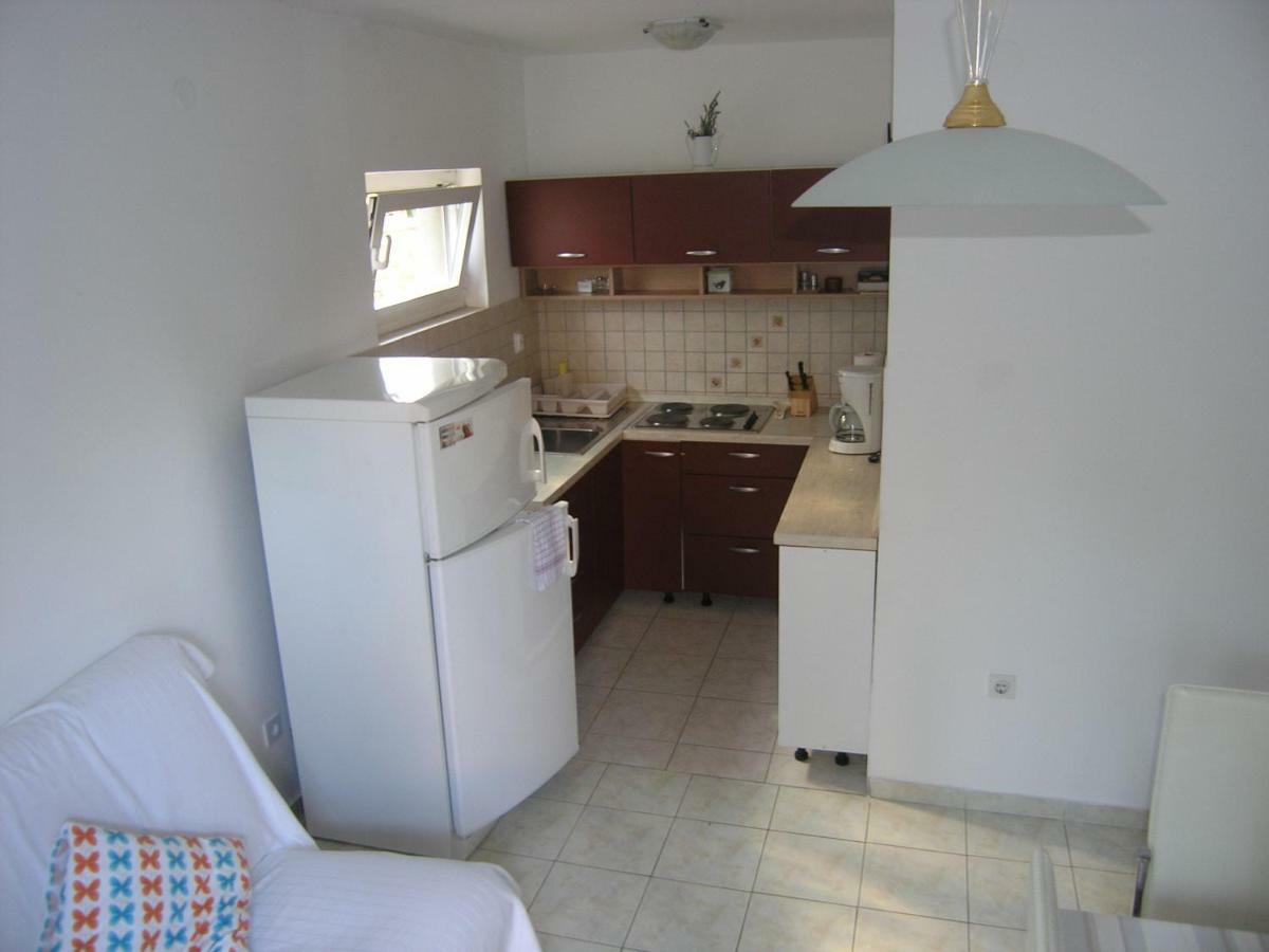 Apartment Viktoria Klenovica Buitenkant foto